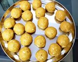 बेसन डॉयफ्रूइट लड्डू रेसिपी चरण 6 फोटो