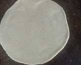 A picture of step 4 of Gulkand/chocolate Gujiya.