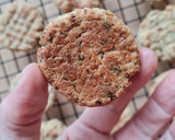 Foto del paso 3 de la receta: Galletas de avena y cebolla 🧅 (sin balanza)