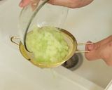 A picture of step 1 of Chicken Siomay by Devina Hermawan.