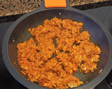 Foto del paso 4 de la receta: Arroz con atún y langostinos (delicioso)