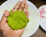 A picture of step 4 of No Fry Spinach Cheese Balls.