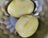 A picture of step 1 of Potato Bread Roll.