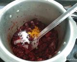 A picture of step 3 of Beet Root Kurma.
