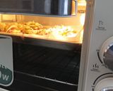 Foto langkah ke 3 dari resep Smoked Beef Pizza Toast.