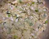 Foto del paso 16 de la receta: Coliflor: cous cous falso con manzana y zanahorias, base de pizza & tortitas con queso fresco