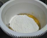 Foto langkah ke 2 dari resep Marmer Cake.