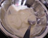 A picture of step 1 of Yummy Oreo white chocolates in cups.