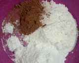 Foto langkah ke 2 dari resep Bolu Kukus Coklat (Egless dan No Mixer).