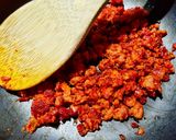 Foto del paso 1 de la receta: BERENJENA🍆Rellena con Chorizo y🍅Tomate San Marzano...!