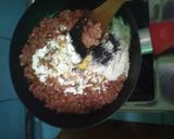 Foto langkah ke 2 dari resep Beef and Cheese Bomb.