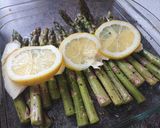A picture of step 3 of Roasted Lemon Asparagus.