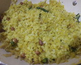 A picture of step 4 of Kanda Poha.