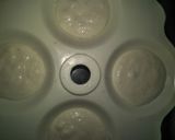 A picture of step 4 of Bharva idli / stuffed idli.