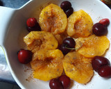 Foto del paso 2 de la receta: Melocotones y cerezas asados