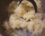 A picture of step 3 of Pigs in blankets, mash and onion gravy.