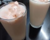 A picture of step 3 of Butterscotch and banana milkshake.