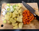 Foto del paso 2 de la receta: Puré de puerro, zanahoria y patata