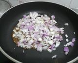कारल्याची भाजी (Karlyachi Bhaji Recipe In Marathi) रेसिपी स्टेप 2 फोटो 