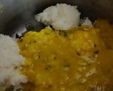 A picture of step 2 of Cheat Khichdi.