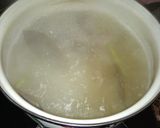 Foto langkah ke 1 dari resep Soto Daging Kuah Kuning non-Santan.