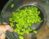 Foto del paso 10 de la receta: Medallones de cerdo, ensalada de verdolagas y "jugo verde"