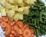 A picture of step 1 of Goulash.