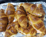 Foto del paso 9 de la receta: Croasanes de JamónCocido/Chopped y Queso al horno!!🥐
