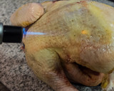 Foto del paso 6 de la receta: Pollo relleno de castañas, manzanas y ciruelas