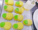 Hình bước làm 5 của món Bánh dứa Đài Loan hình trái dứa