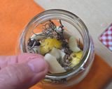 Foto del paso 4 de la receta: Ajos fermentados para una microbiota feliz 🥳de la saga #lafarmaciaentucocina 🧄🫚🍯 🍋