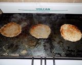 Foto del paso 2 de la receta: Hambur-pizzas (variedad)