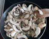 Foto del paso 3 de la receta: Risotto de champiñones y berenjena