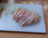 Foto del paso 1 de la receta: 226. Tiras de pollo con tomate