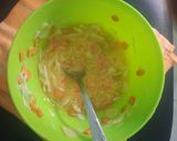 Foto langkah ke 2 dari resep Telur Dadar Sayur.