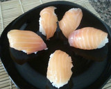 Foto del paso 3 de la receta: Nigiris de salmón ahumado