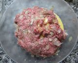 Foto del paso 1 de la receta Albóndiga con verduritas y hojaldre al horno