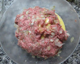 Foto del paso 1 de la receta: Albóndiga con verduritas y hojaldre al horno