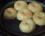 Foto langkah ke 4 dari resep Donat maizena.