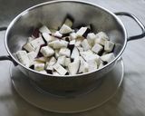 A picture of step 2 of Baked Conchiglioni alla Norma.