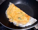 Foto langkah ke 6 dari resep Martabak Telur Sekolahan.