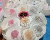 A picture of step 7 of Mochi with Chocolate Peanut Filling.