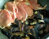 Foto del paso 4 de la receta: Corona de níscalos sobre lomito de cerdo con salsa de ostras!