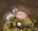Foto del paso 4 de la receta Corazones de merluza en salsa de puerros y azafrán con thermomix