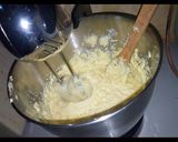 A picture of step 1 of Plain Vanilla Cake.