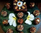 ડ્રાયફ્રુટ્સ લાડુ(Dryfruits Laddu recipe in Gujarati) રેસીપી સ્ટેપ6ફોટો