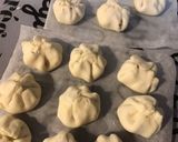 Une image de l'étape 4 de Bouchées feuilletées à la truffe, feta et sésame.