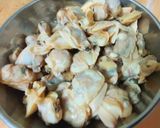 Hình bước làm 1 của món Cháo nghêu nấm rơm 🍲