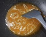 Foto langkah ke 3 dari resep Mie Urai Goreng Bayam Batik.