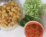 Foto langkah ke 1 dari resep Buncis Tahu Tempe Sambal Balado.